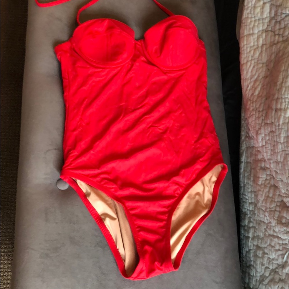 One piece swimsuit